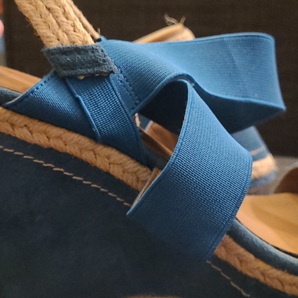 Franco Sarto Turquoise Wedge Sandals - Picture 7 of 8